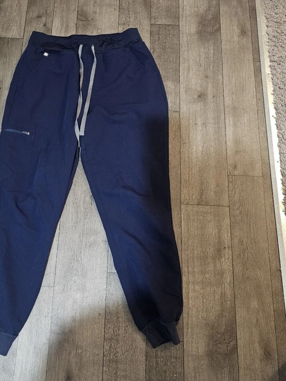 Figs Women Zamora Scrub Pants with Drawstring Size Medium{Bx26}